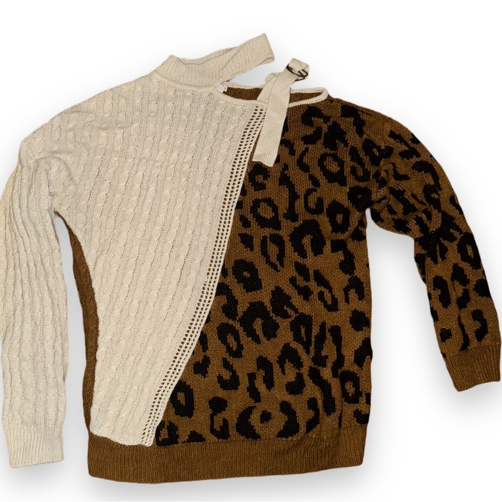 Cato Cheetah Cut-Out Off the Shoulder Sweater